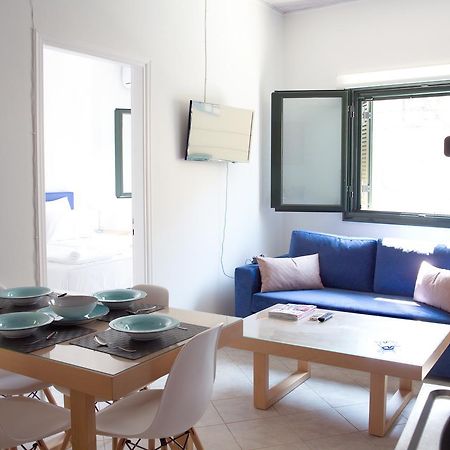 Geo Holiday Studios Kyparissia Exterior foto