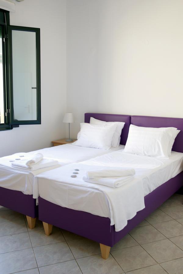Geo Holiday Studios Kyparissia Exterior foto