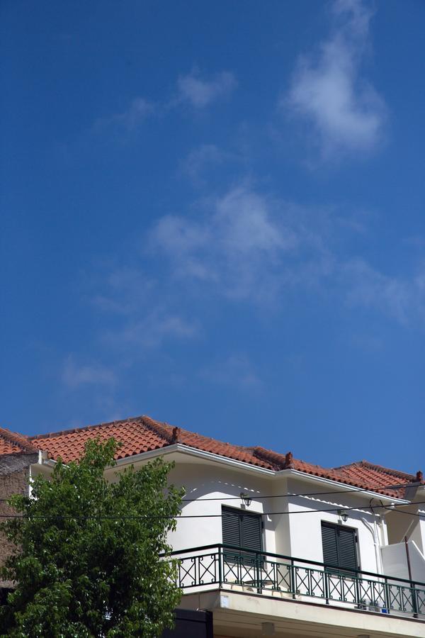Geo Holiday Studios Kyparissia Exterior foto